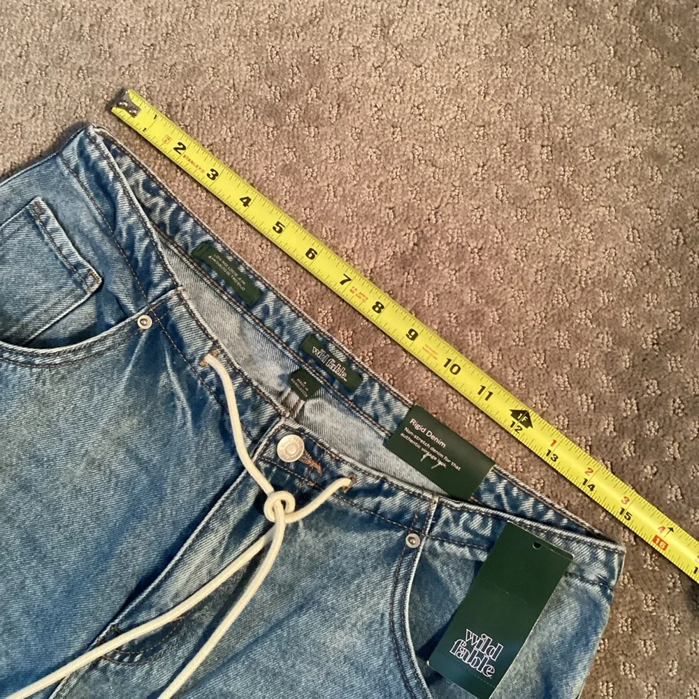 Wild Fable 🆕 Rigid Denim loose jeans, low rise, light wash. Cord waist tie,Small - Picture 4 of 11